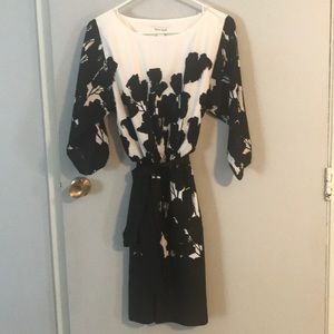 White house black market dress size small